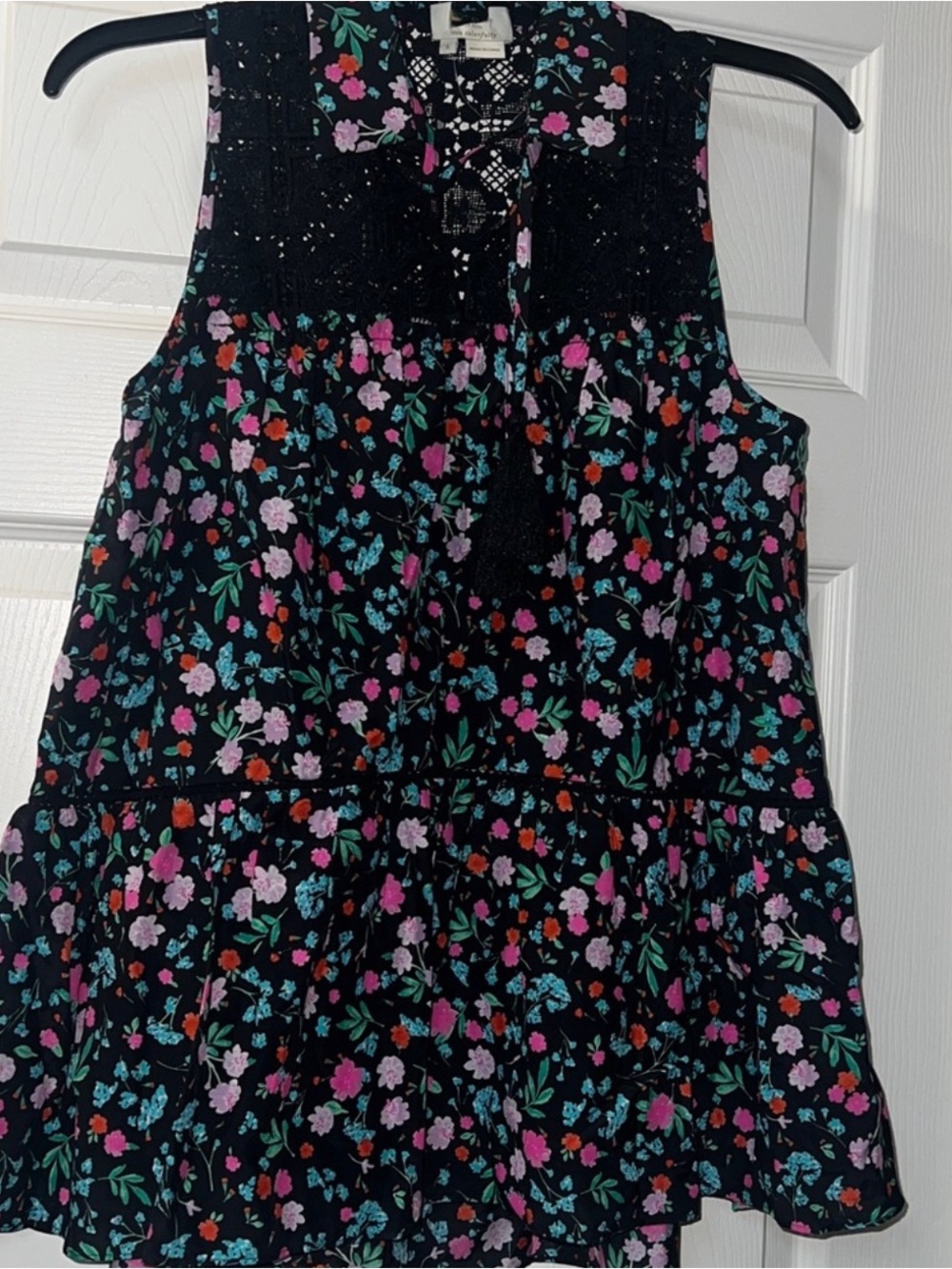 kate spade Black Floral Lace-Trim Sleeveless Blouse (NWOT) - Size Small